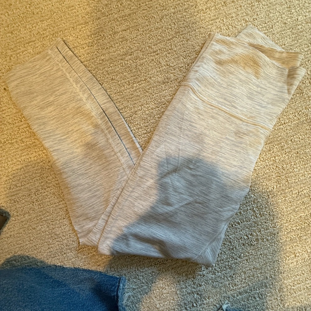Lululemon Wunder Train Leggings 25”